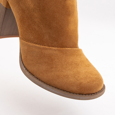 Damenstiefel mit kamelfarbenen Ausschnitten Plinara - Schuhe