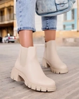 beige