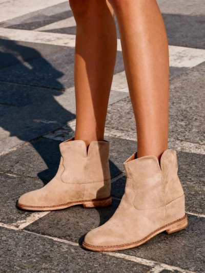 Royalfashion Boots im Cowboy-Stil auf einer überdachten Keilsohle Blueston