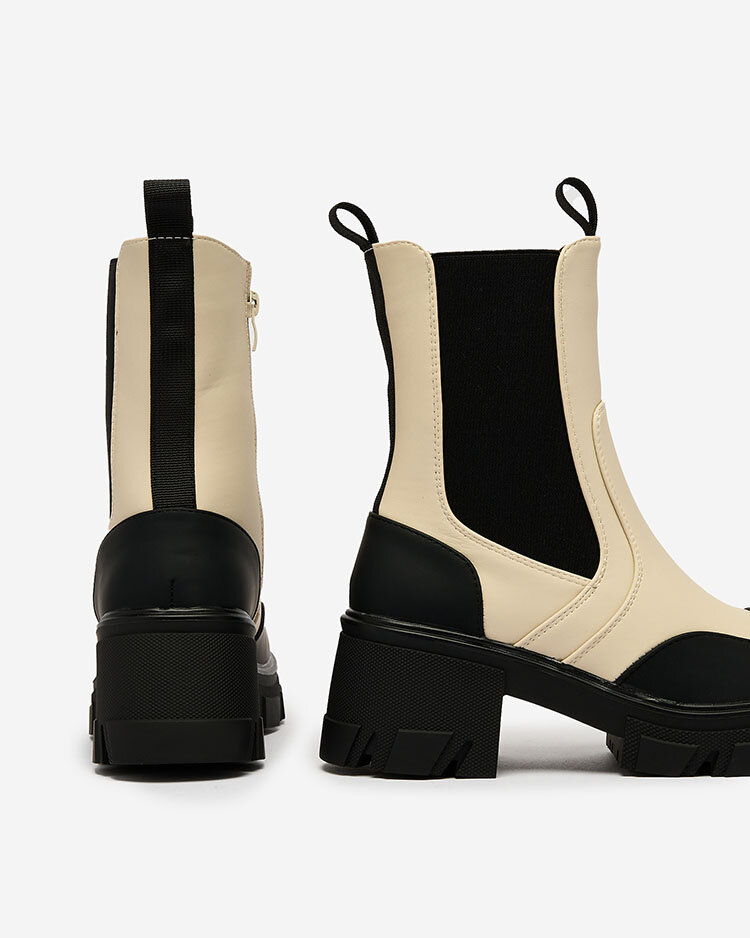 Royalfashion Damen matt beige Bevta Stiefel mit flachem Absatz