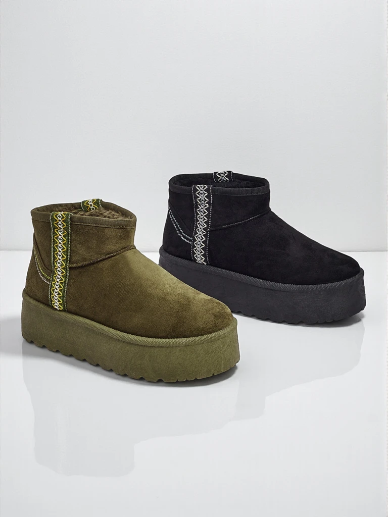 Kurze Damenstiefel a'la Schneestiefel Althea