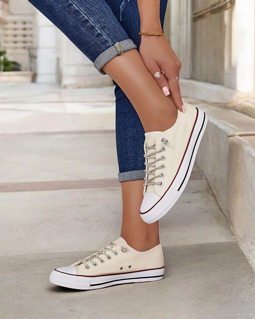 Royalfashion Жіночі кросівки з декоративними шнурками Timi