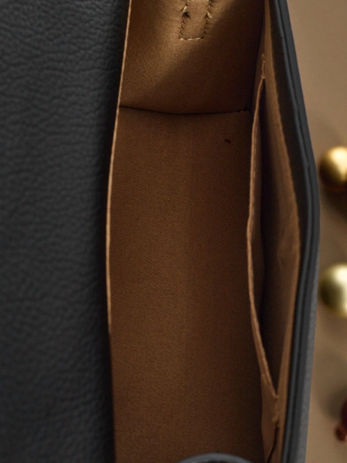 Маленька жіноча сумочка з екошкіри Solmira