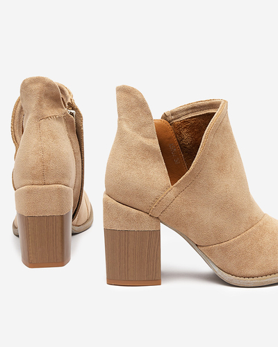 Hellbraune Damenstiefel mit Cutouts Encura- Footwear