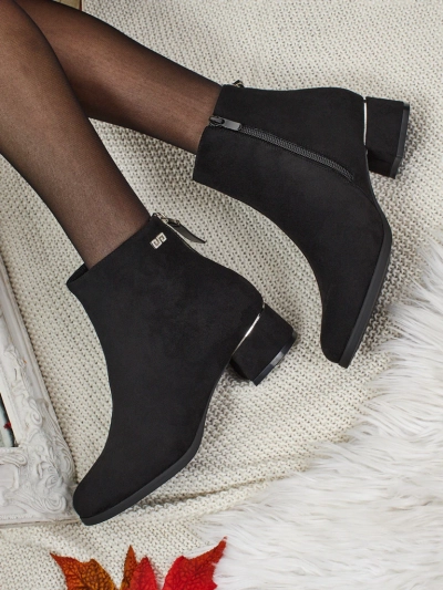 Damen Stiefeletten Arshinea aus Wildlederimitat mit Blockabsatz