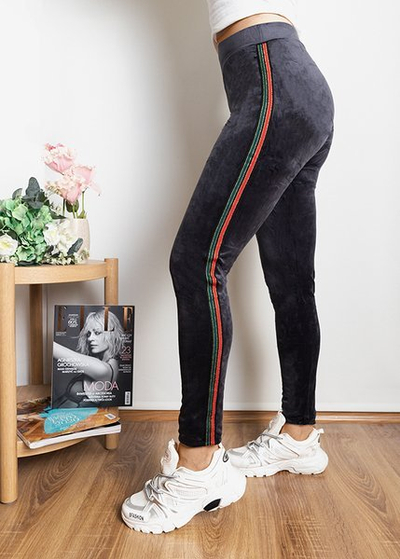 Сірі жіночі легінси в смужку - Одяг