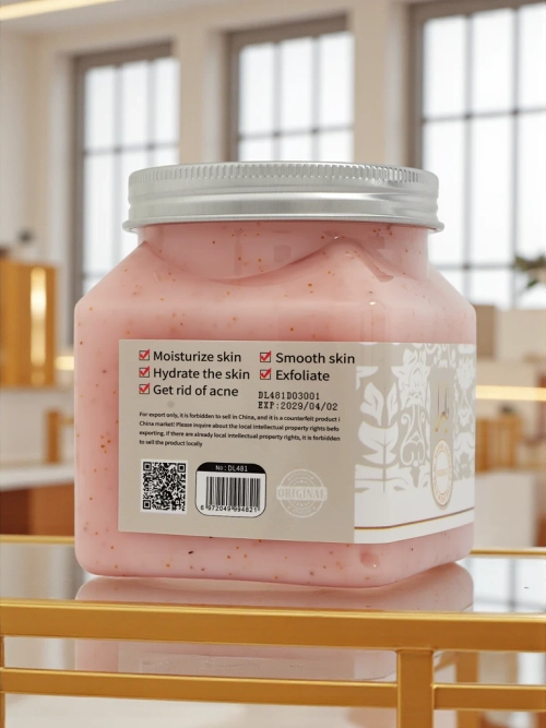 Дрібнозернистий пілінг для обличчя та тіла Berries