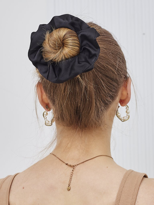Royalfashion Атласна резинка для волосся Satelle Style