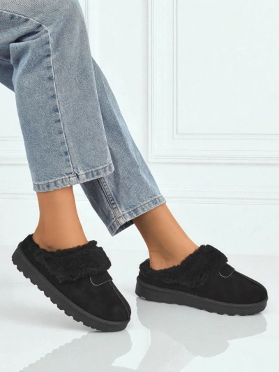 Kurze Damenstiefel a'la Schneestiefel mit Fell Velour Fang