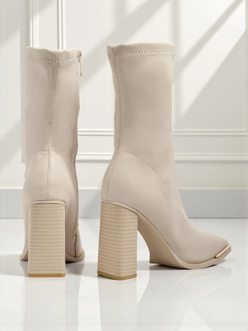 Жіночі ботильйони з екошкіри на підборах-стовпчику Morvella