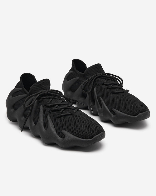 Чорне чоловіче спортивне взуття Olevin