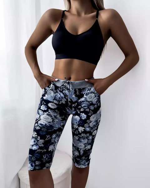 Blaue Damen-Shorts in 3/4-Länge mit Blumenmuster - Kleidung