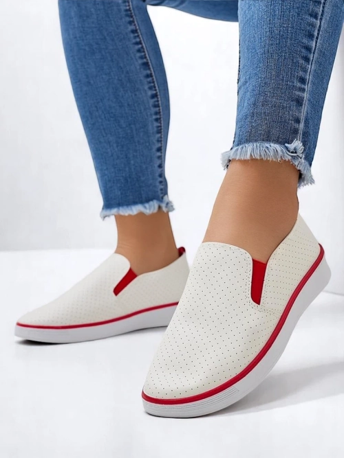 Royalfashion Жіночі перфоровані сліпони Kassias