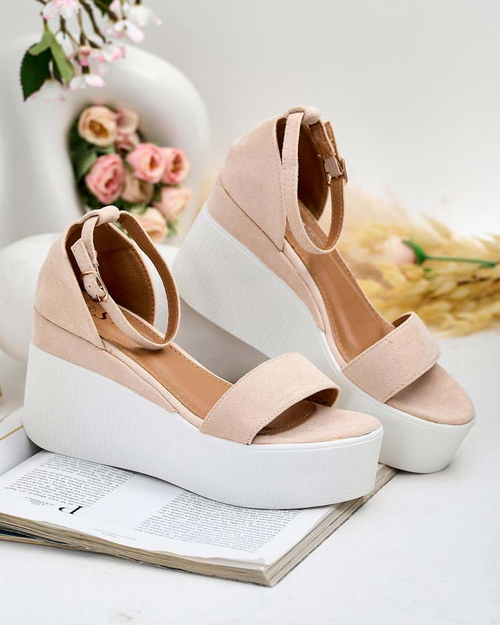 Жіночі босоніжки Royalfashion Elovia на каталці