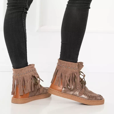 OUTLET Braune Damen-Schneestiefel mit Fransen Medisal - Schuhe