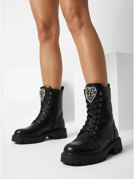 Luna Damenstiefel Schwarz Leder Elegant für den Herbst