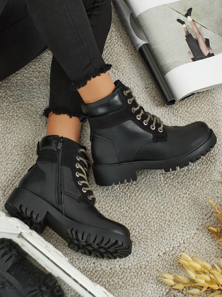 Damen Trapper Stiefeletten Maestroe