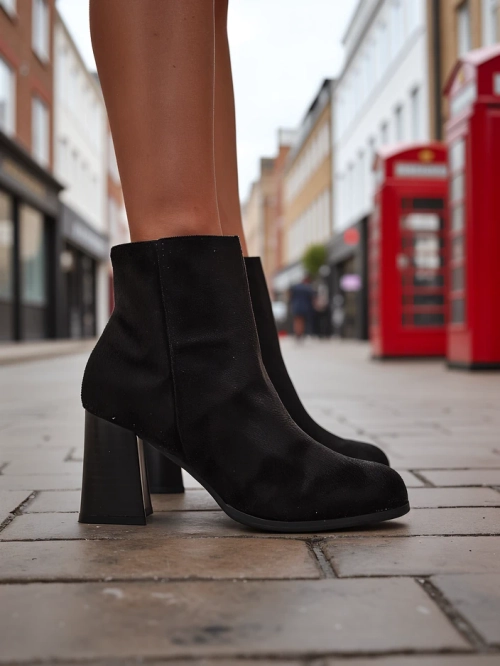 Royalfashion Жіночі черевики на щиколотці Fiolon