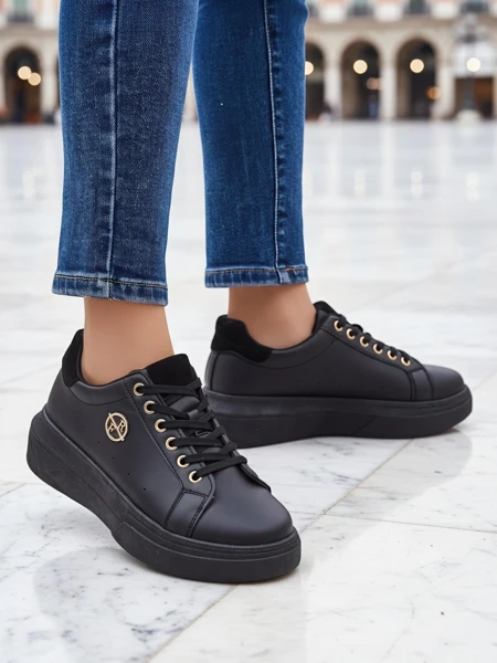 Damen Erato Nero Plateau-Sneakers aus Öko-Leder 5cm