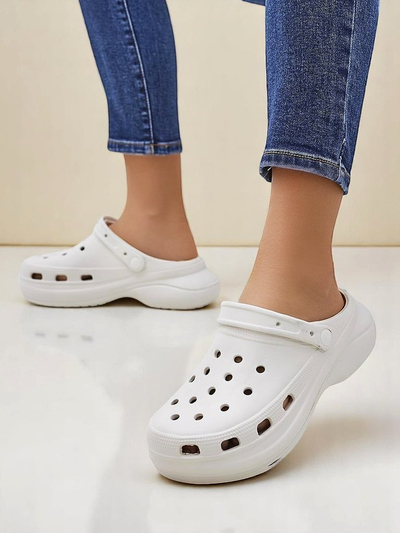 Royalfashion Damen Gummisandalen mit Ausschnitten Dellosa