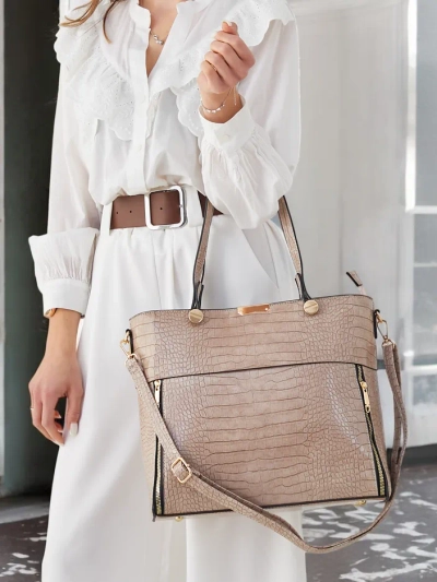Royalfashion Lackierte Handtasche mit Prägung