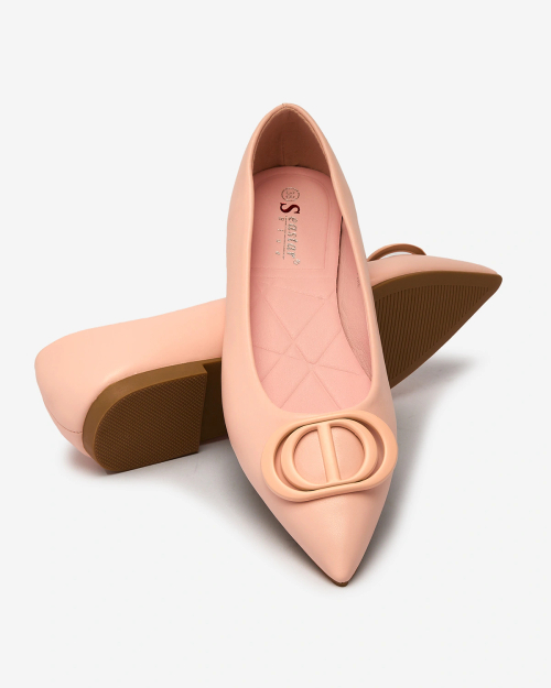 Royalfashion Яскраво-рожеві жіночі гостроносі балетки з прикрасою на носі Manixy