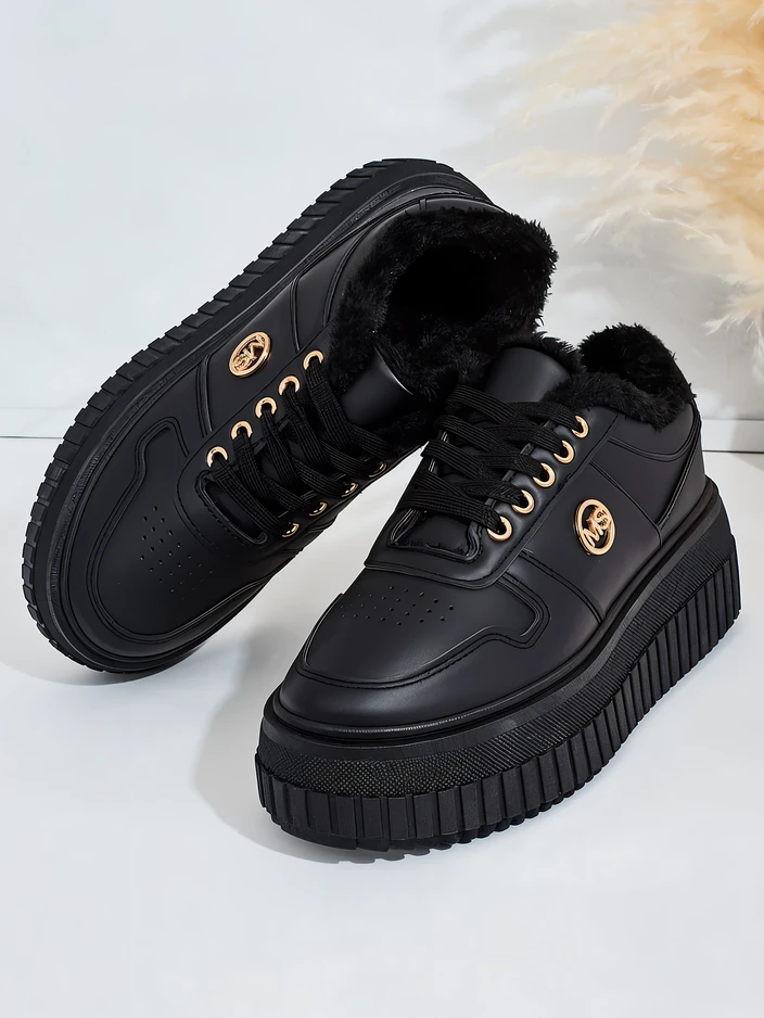 Royalfashion Warme Damen-Sneakers mit Fell Rozit