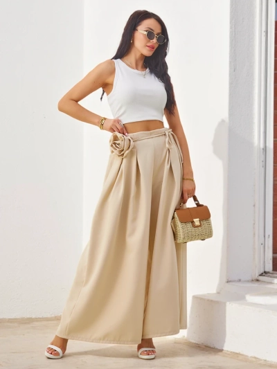 Royalfashion Elegante weite Damenhose mit einem dekorativen Blumenmotiv am Bund