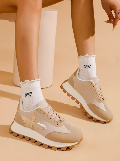 Royalfashion Жіночі спортивні кросівки на товстій підошві Aloqa