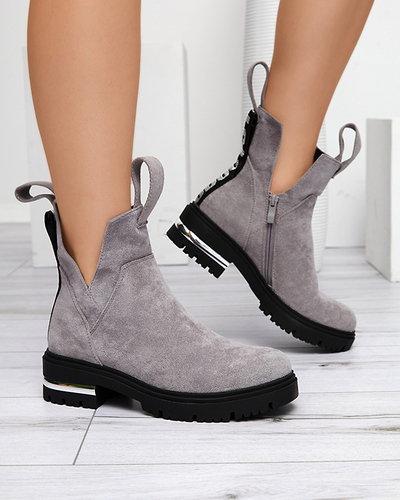 Hellgraue Damenstiefel mit flachem Absatz Dezi - Schuhe