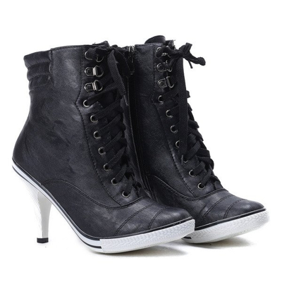 Czarne trampki na szpilce - Obuwie