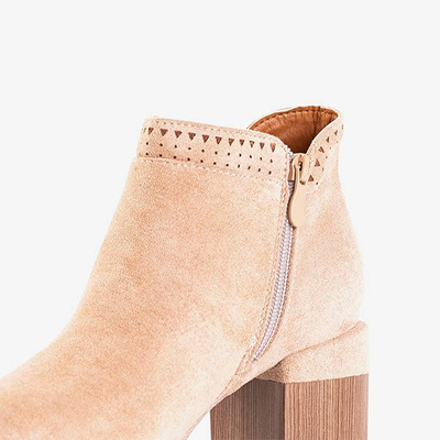Hellbraune Stiefel mit quadratischem Absatz Tours - Schuhe