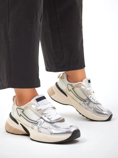 Royalfashion Damen Sport Sneakers auf einer dickeren Sohle Beysa