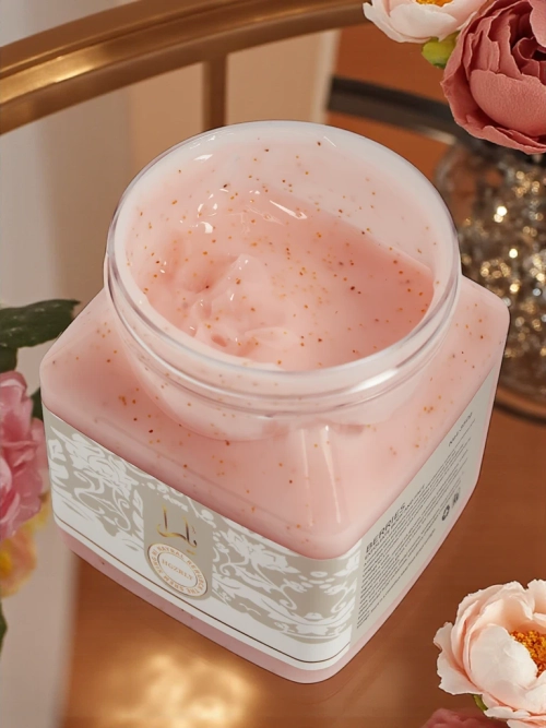 Дрібнозернистий пілінг для обличчя та тіла Berries