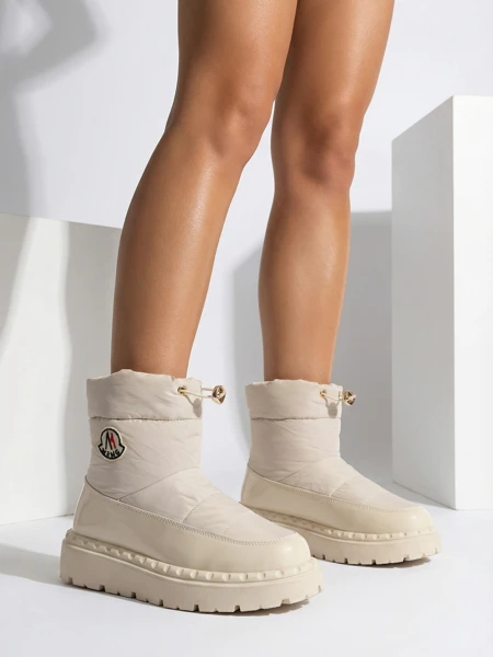 Royalfashion Damen Schlupf-Schneestiefel in Creme Farbe Ireda