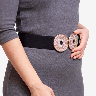 Schwarzer elastischer Gürtel mit goldener Schnalle mit Zirkonia - Accessoires
