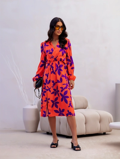 Royalfashion Damen Midi-Kleid mit großen Blumen, Wickelausschnitt und Schlitz