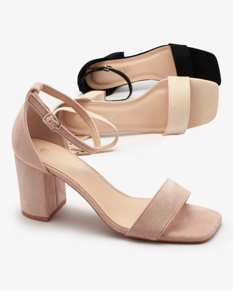 Royalfashion Niedrige Stiletto-Sandalen für Damen in Schwarz Helrem