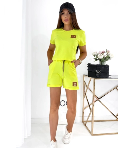 Royalfashion Neongelbes zweiteiliges Damen-Sport-Set mit Aufnähern