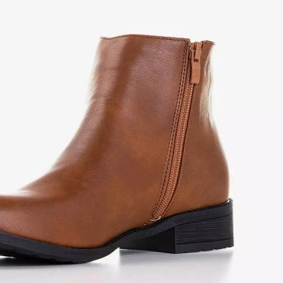 OUTLET Світло-коричневі жіночі чоботи Челсі на плоскому каблуці Timea - Туфлі