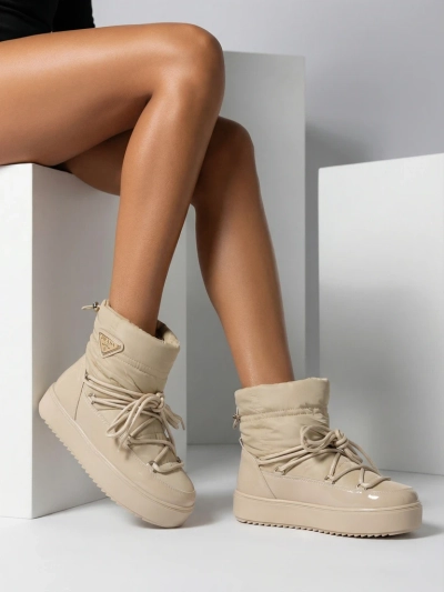 Royalfashion Damen-Schlupfstiefel a'la Schneestiefel in Hellbraun Vevnose