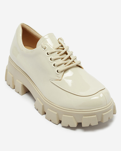 Hellbeige lackierte Damen Schnürschuhe Ginara - Schuhe