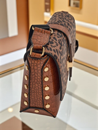 Lackierte kleine Damenhandtasche aus Öko-Leder Panthere Mist