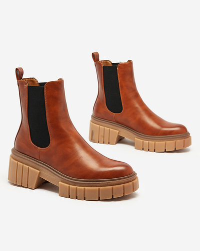 Royalfashion Brauner Damenstiefel mit fester Sohle Eferope