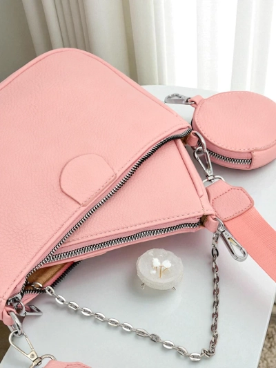 Amara Rosa Damenhandtasche – rosa Umhängetasche aus Öko-Leder mit Kette