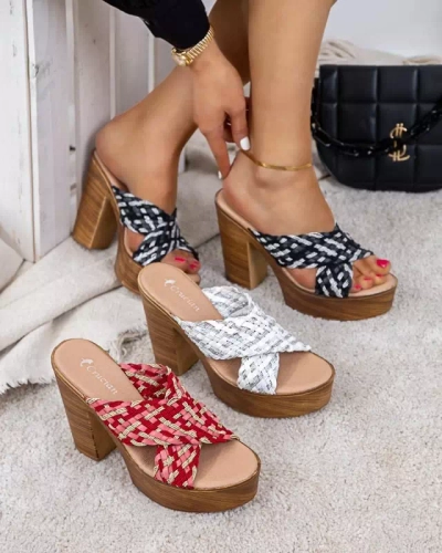 OUTLET Weiße Damenhausschuhe auf hohem Pfosten Kotinso - Schuhe