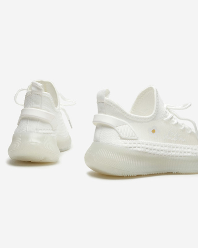 Білі жіночі кросівки Arinada