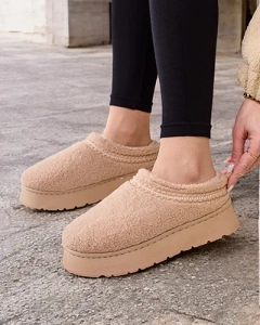 світло-коричневий