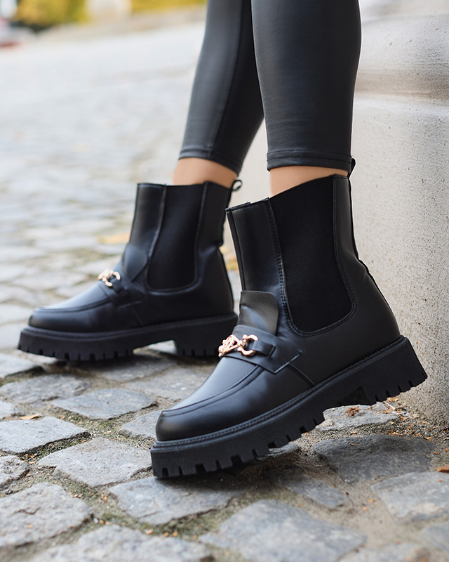 Schwarze isolierte Damenstiefel aus Kunstleder mit Fera-Dekoration - Schuhe