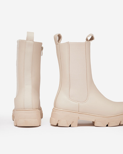 Royalfashion Damenstiefel mit hohem, flachem Absatz in ecru Vedita